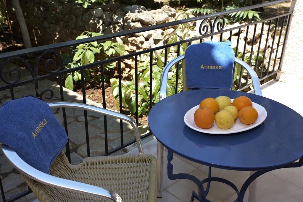 Anniska Hotel Kardhamili Bagian luar foto